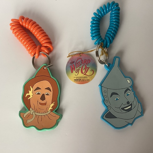Wizard of Oz On Ice Souvenir 1995: Key Chains (2) Scarecrow & Tinman SALE! - Picture 2 of 3
